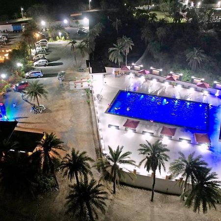 Hotel Silver Resort Daman Luaran gambar