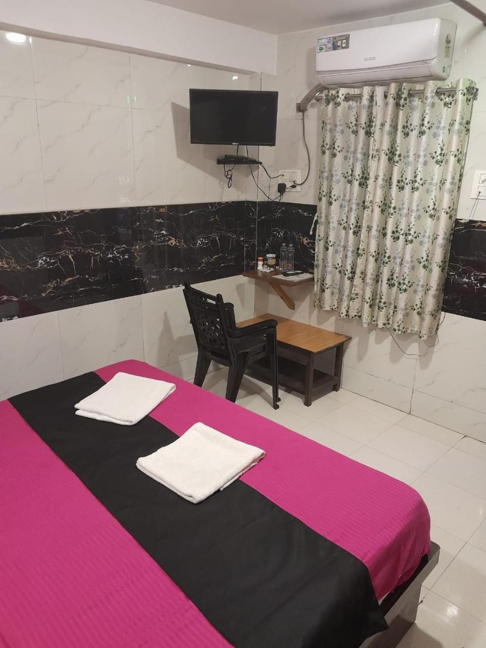 Hotel Silver Resort Daman Luaran gambar