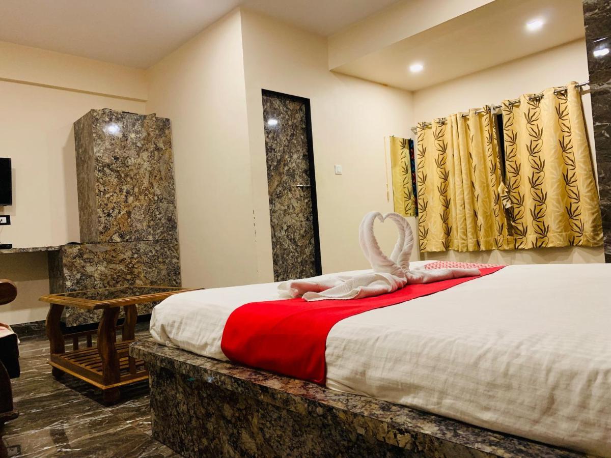 Hotel Silver Resort Daman Luaran gambar