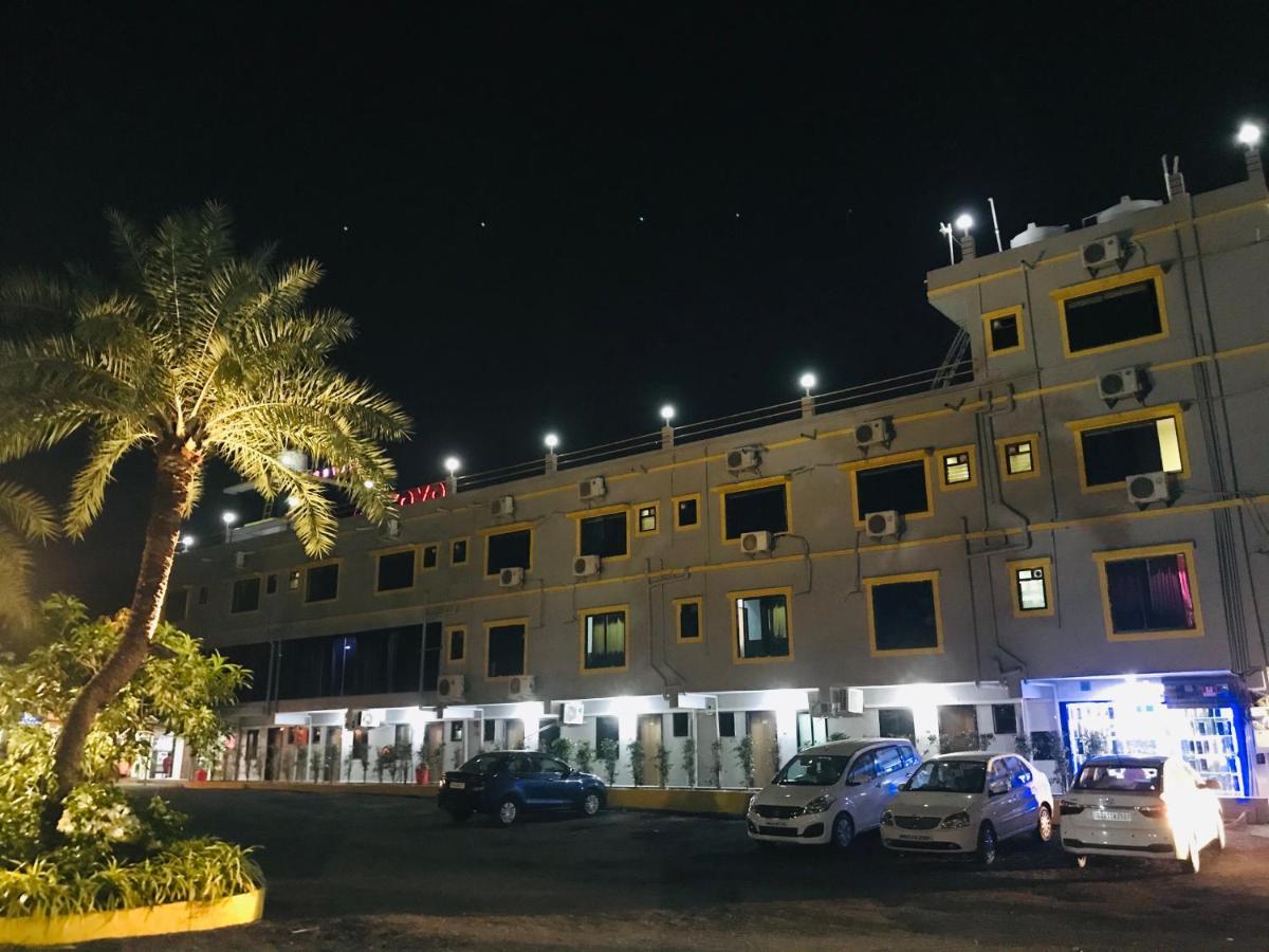 Hotel Silver Resort Daman Luaran gambar