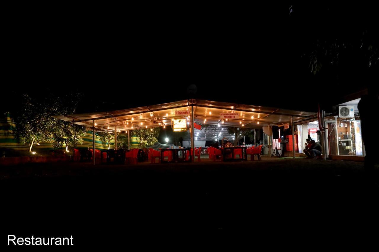 Hotel Silver Resort Daman Luaran gambar